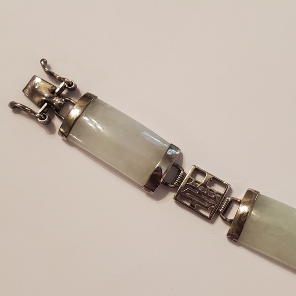 Vintage Jade Chinese Symbol Panel Bracelet - Picture 4 of 6